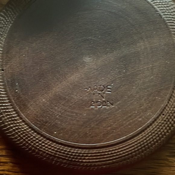 Vintage Round Teak Wood Hand Carved Miyajima Satsuma Japanese coaster set - Picture 6 of 6